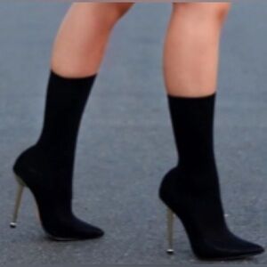Heel booties Black & Gold